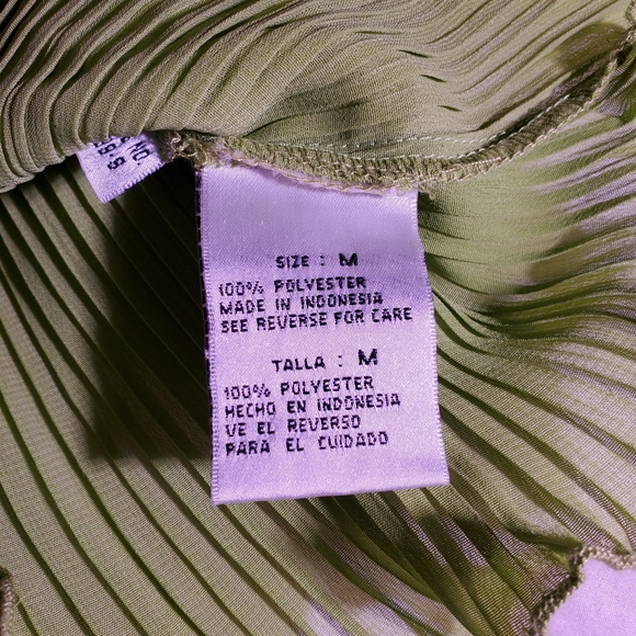 Top - Picture 4 of 6